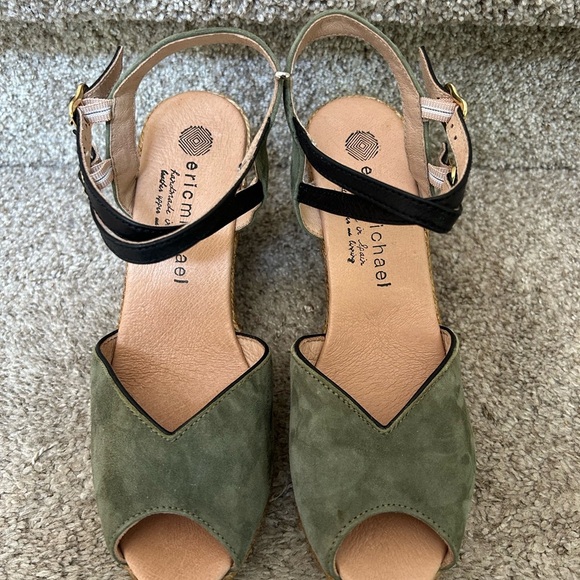 NWOT Eric Michael espadrille wedge. Olive green leather peep toe. Made in Spain. - Picture 2 of 11